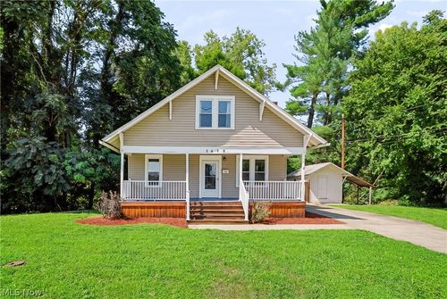 1418 Hocking Rd, Belpre, OH, 45714-1454 | Card Image