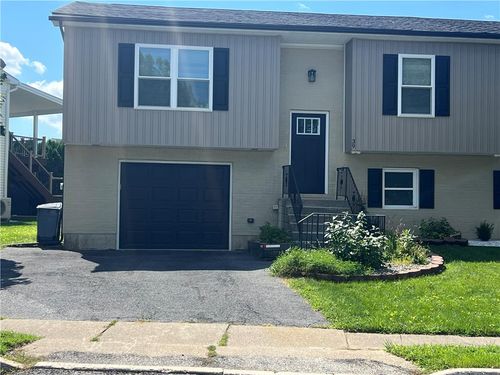 839 Catherine Dr, Coplay, PA, 18037-1733 | Card Image
