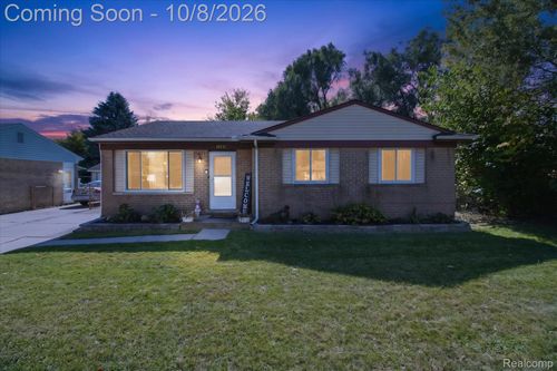 42111 Zachary St, Van Buren Twp, MI, 48111-1453 | Card Image