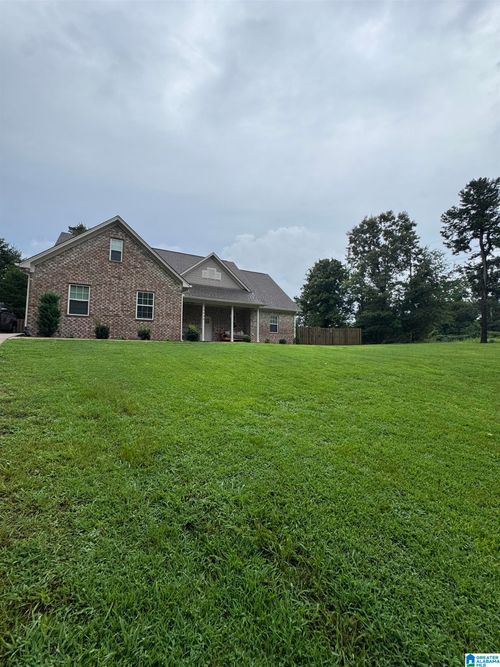 3640 Vanderbilt Way, FULTONDALE, AL, 35068-1986 | Card Image