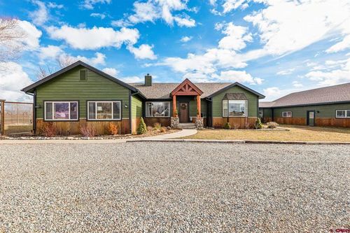 231 Mesa Heights Dr, Durango, CO, 81303-4747 | Card Image