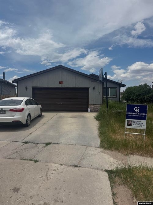 140 Lodgepole Dr, Evanston, WY, 82930-9232 | Card Image