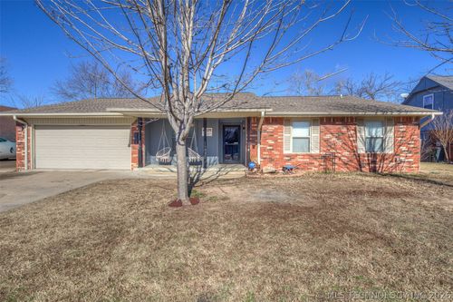 3108 Broadway St, Broken Arrow, OK, 74012-3107 | Card Image