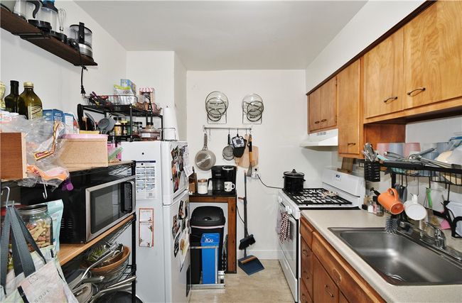 569 Loretto Rd, House other with 2 bedrooms, 1 bathrooms and 1 parking in Pittsburgh PA | Image 9