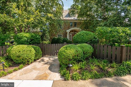 1801 N Hartford St, ARLINGTON, VA, 22201-5206 | Card Image