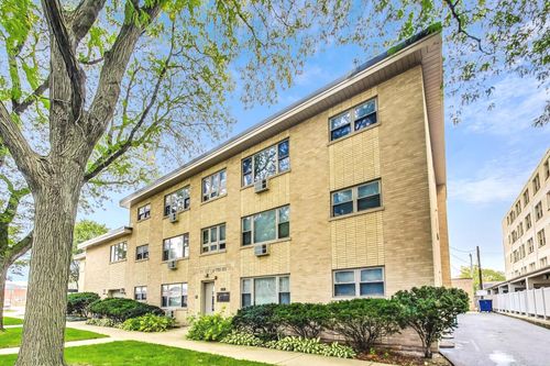 apt-2n-1539 Park Ave, River Forest, IL, 60305-1055 | Card Image