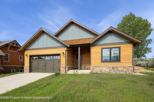 837 Ute Cir, New Castle, CO, 81647-8505 | Card Image