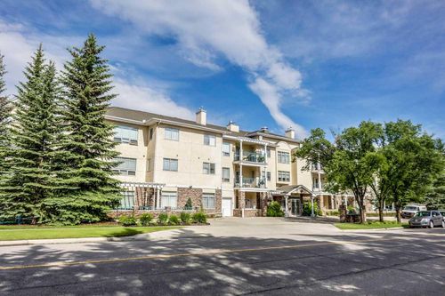 218 - 9449 19 Street Sw, Home with 1 bedrooms, 1 bathrooms and 1 parking in Calgary AB | Card Image