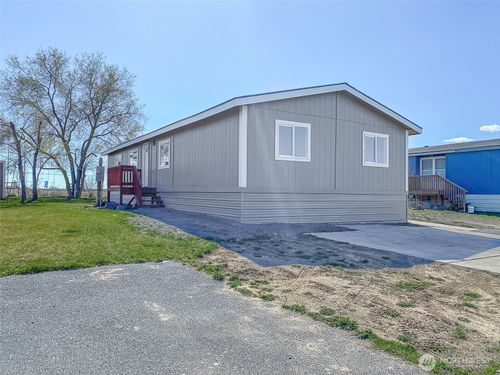 unit-96-4000 Longview St Ne, Moses Lake, WA, 98837-3400 | Card Image