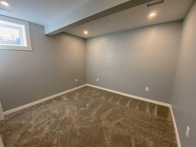 5620 50 Avenue S, House other with 6 bedrooms, 3 bathrooms and 2 parking in Killam AB | Image 37