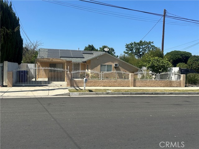 Hart St, Canoga Park, CA 91303