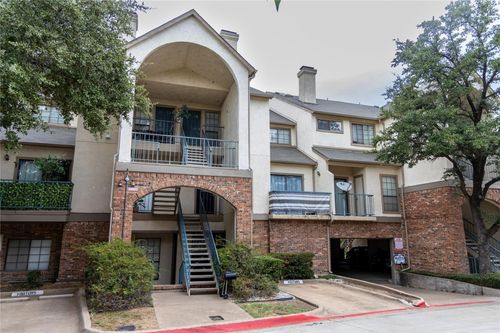 501 Arbor Creek Dr, Euless, TX, 76039-3743 | Card Image