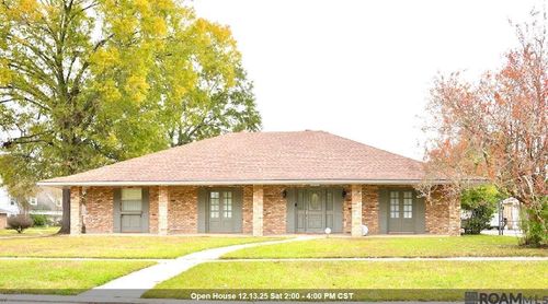 13805 House Of Lancaster Dr, Baton Rouge, LA, 70816-1121 | Card Image