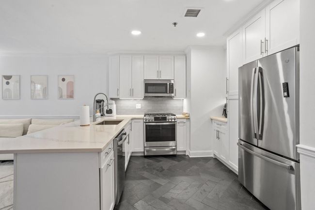 APT-407 - 501 9 Th St, Condo with 2 bedrooms, 2 bathrooms and null parking in Hoboken NJ | Image 6