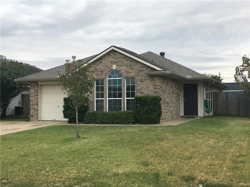 609 Plano Dr, College Station, TX, 77845-7324 | Card Image