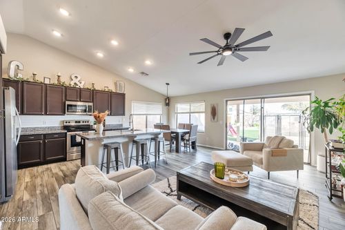 1612 E Laurel Avenue, Gilbert, AZ, 85234 | Card Image