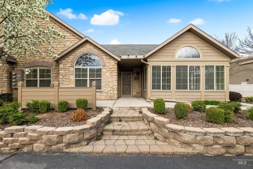 1538 N Mckinney Ln, Boise, ID, 83704-8679 | Card Image