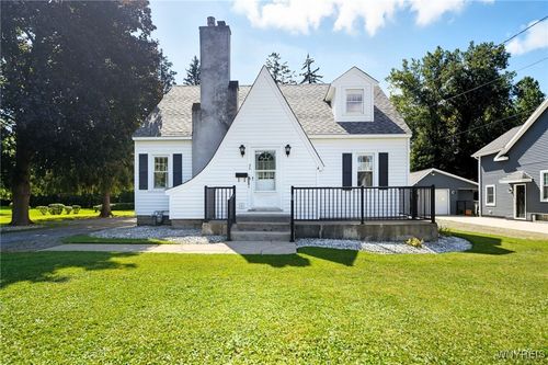 38 Caroline Rd, Gowanda, NY, 14070-1014 | Card Image