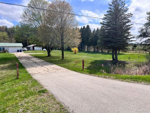 14805 Brady Rd, Chesaning, MI, 48616-9578 | Card Image