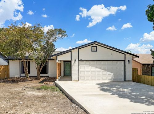 830 Robinair Dr, San Antonio, TX, 78245-1264 | Card Image