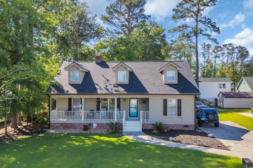 6864 Woodhaven Dr, Myrtle Beach, SC, 29588-6700 | Card Image