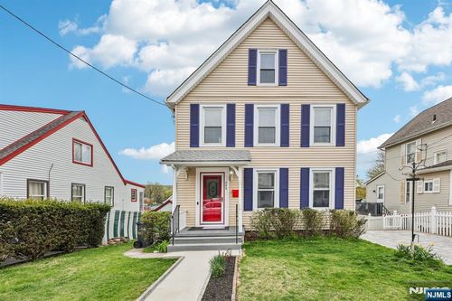 365 Highland St, Englewood, NJ, 07631-1713 | Card Image