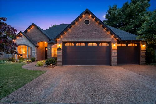 1500 Partridge Run, Bentonville, AR, 72713-8480 | Card Image