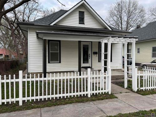 510 Cottonwood St, Emporia, KS, 66801-3856 | Card Image