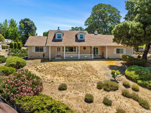 1350 Chateau Pl, Ukiah, CA, 95482-3672 | Card Image