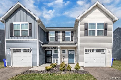 126 South Dr, West Seneca, NY, 14218-3687 | Card Image