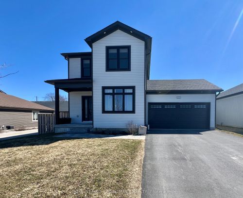 26 Curtis Street, Prince Edward County, ON, K0K2T0 | Card Image