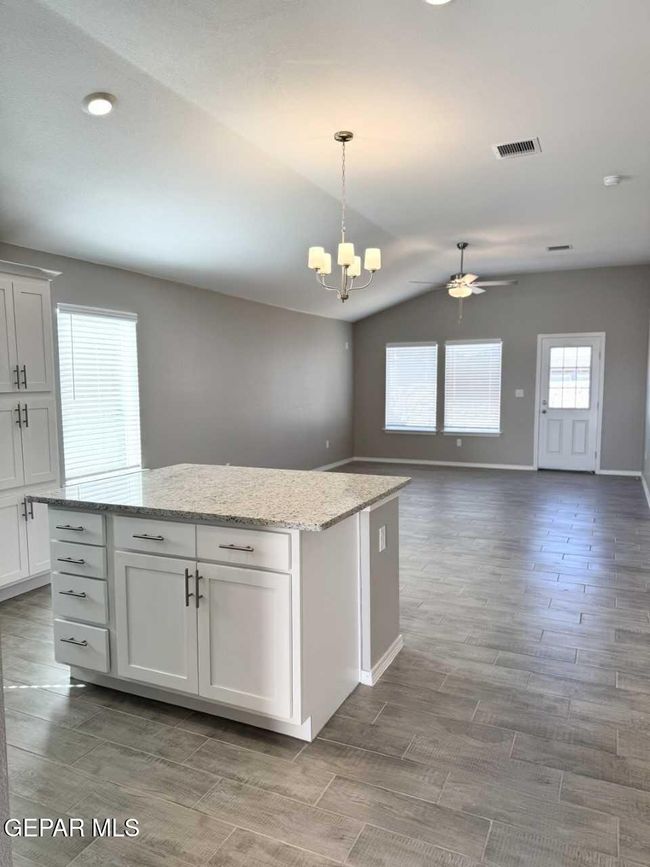 Madison Interior 3 | Image 4
