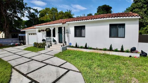 9021 N Miami Ave, El Portal, FL, 33150-2260 | Card Image