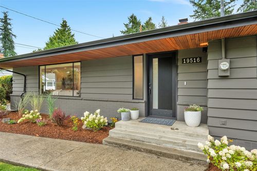 19516 14th Avenue Nw, Shoreline, WA, 98177 | Card Image
