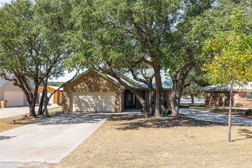 7307 Feather Bay Blvd, brownwood, TX, 76801-9170 | Card Image