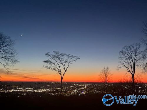 3004 Thompson Circle, Huntsville, AL, 35801 | Card Image