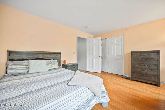 22 Basset Ct, Condo with 2 bedrooms, 1 bathrooms and 1 parking in Tinton Falls NJ | Image 10