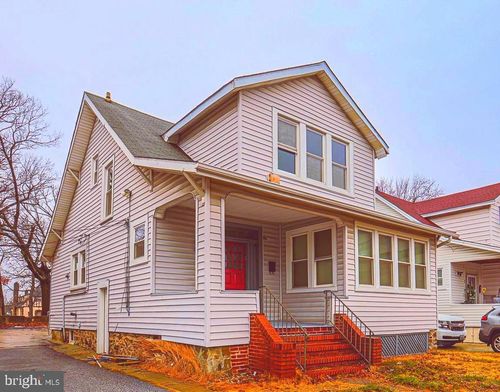 8 Irving Pl, PIKESVILLE, MD, 21208-5102 | Card Image