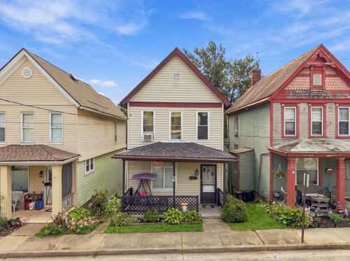 320 N 1st St, Jeannette, PA, 15644-1801 | Card Image
