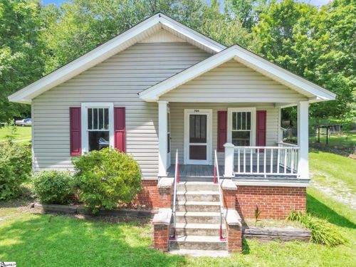 704 Slater Rd, Marietta, SC, 29661-9509 | Card Image