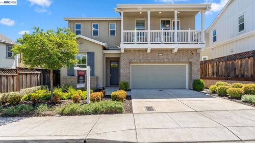 4022 Chalk Hill Way, Dublin, CA, 94568-4717 | Card Image