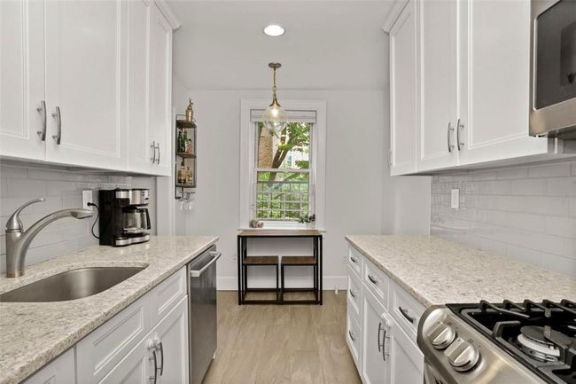 APT-3F - 294 Bronxville Rd, Home with 2 bedrooms, 1 bathrooms and null parking in Yonkers NY | Image 15