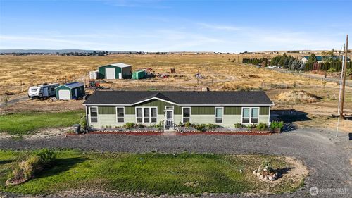 4258 Road 7.8 Ne, Moses Lake, WA, 98837-5913 | Card Image