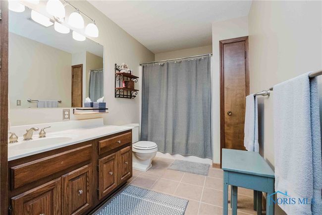 Primary Bathroom (Not an ensuite) | Image 21