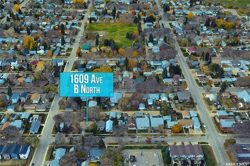 1609 Av B N, Saskatoon, SK, S7L1H2 | Card Image