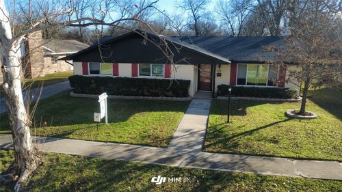 1714 Laurel Rd, Gainesville, TX, 76240-5116 | Card Image