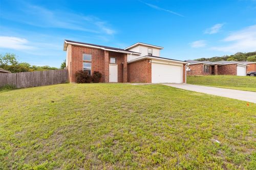 1112 Katelyn Cir, Copperas Cove, TX, 76522-3892 | Card Image