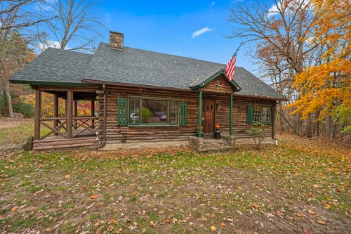 89 Crow Hill Rd, Stafford Springs, CT, 06076-3128 | Card Image