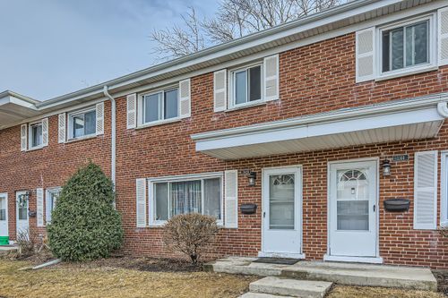 b-1142 N Boxwood Dr, Mount Prospect, IL, 60056-1206 | Card Image