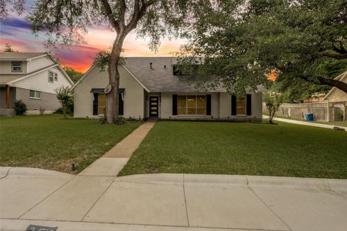 311 Glen Oaks Blvd, Dallas, TX, 75232-1605 | Card Image